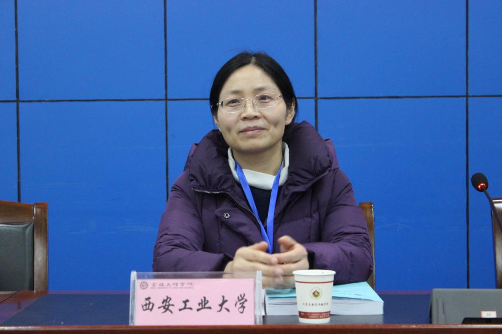 柳青文学理论评论奖获得者吴妍妍老师